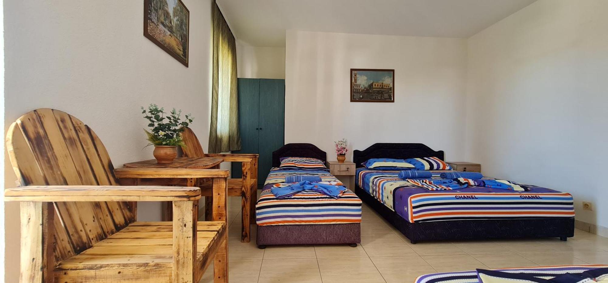 kurt apartaments Ulcinj Ruang foto