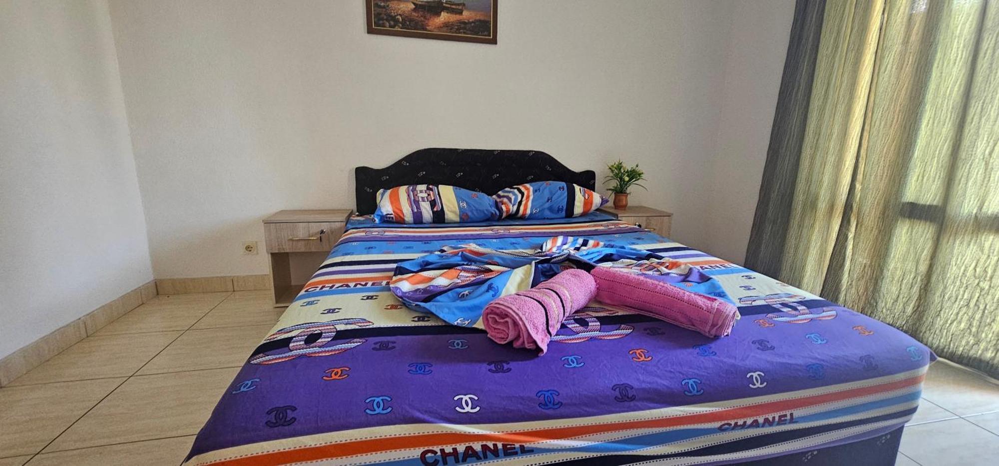 kurt apartaments Ulcinj Ruang foto