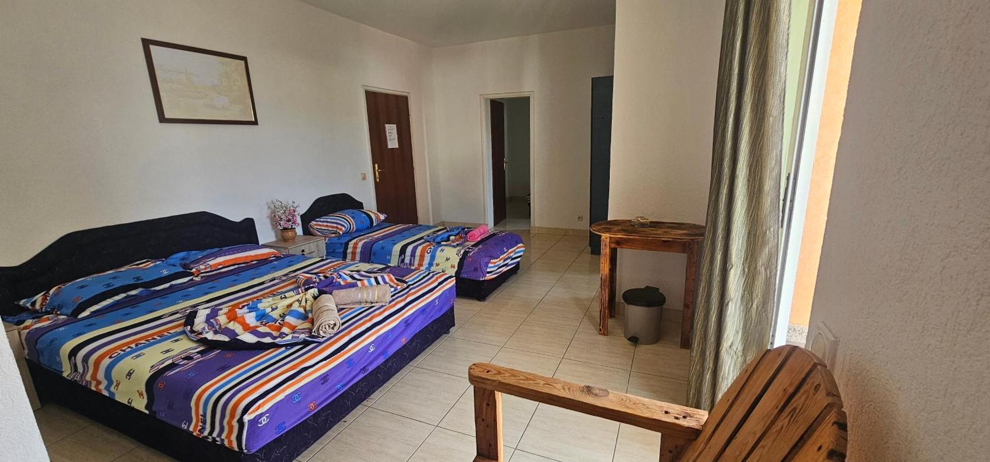 kurt apartaments Ulcinj Ruang foto
