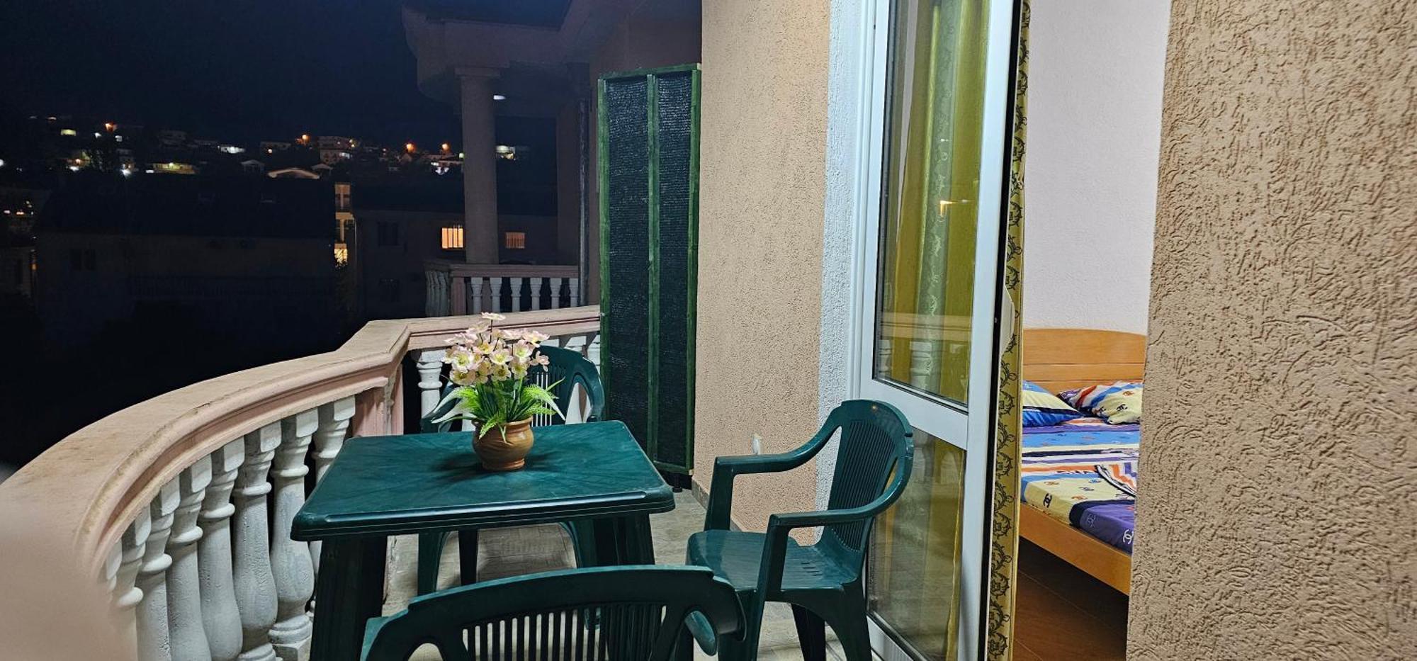 kurt apartaments Ulcinj Ruang foto